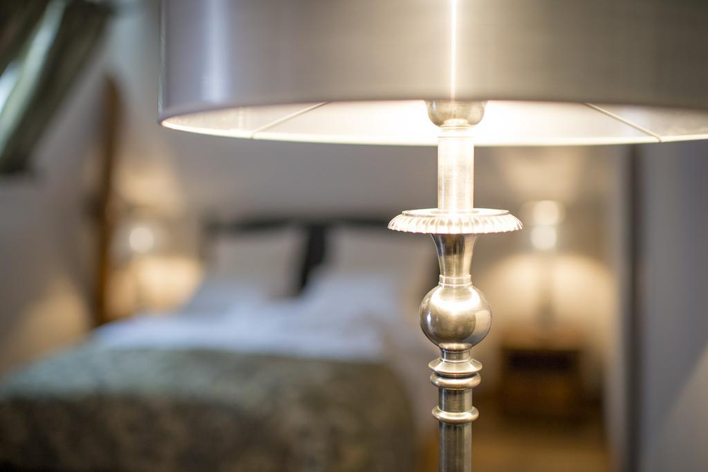 Aux Charmes De Maintenon Ngoại thất bức ảnh