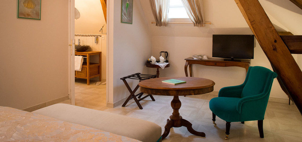 Aux Charmes De Maintenon Ngoại thất bức ảnh