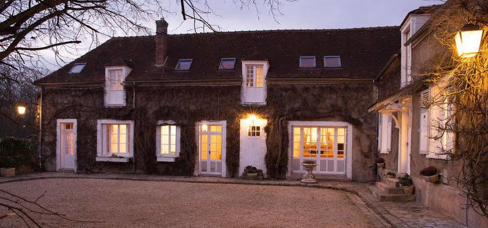 Aux Charmes De Maintenon Ngoại thất bức ảnh